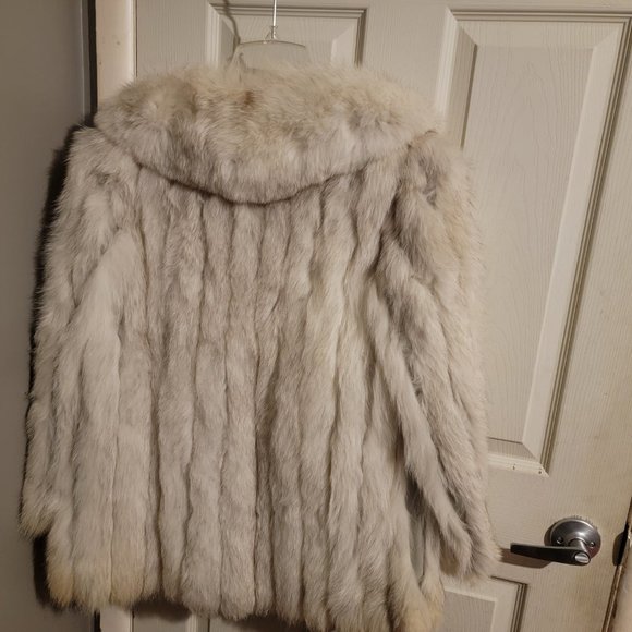 Hudson Fur Salon Mink Coat - Picture 2 of 3